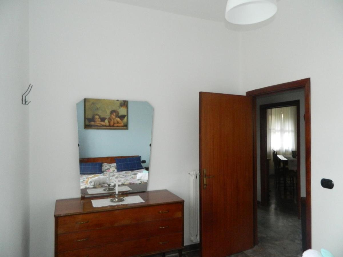 蒙蒂西亚诺Casa Di Zio别墅 外观 照片